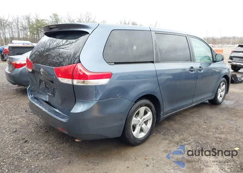 2014 Toyota Sienna L V6 7 Passenger z USA, uszkodzony, nr VIN 5TDZK3DC0ES500638